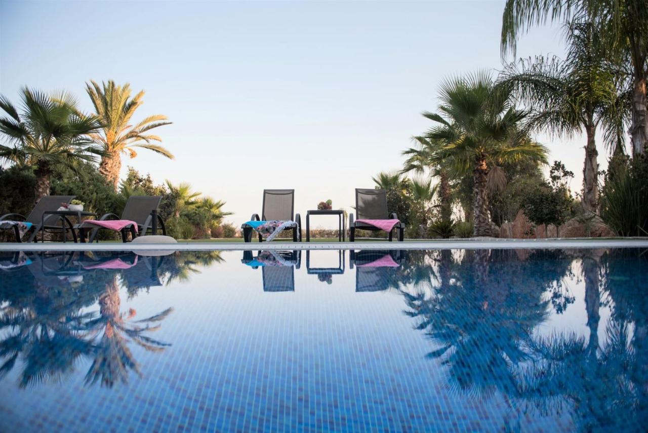 Villa Nirvana Seafront *